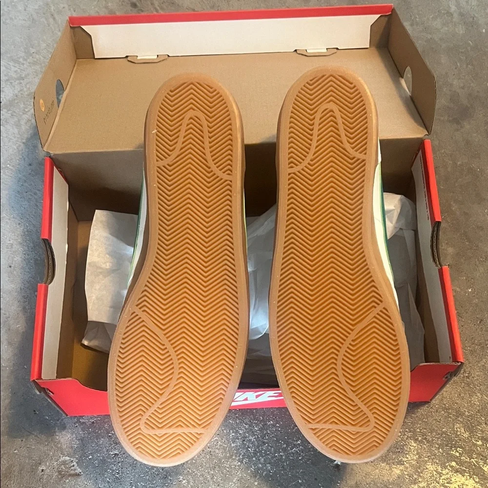 Nike Killshot 2 White Leather Sneakers with Lucid Green Swoosh and Gum Sole 10.5 - Picture 4 of 6